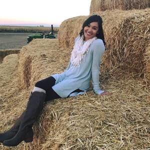 Meet your Posher, Mikal